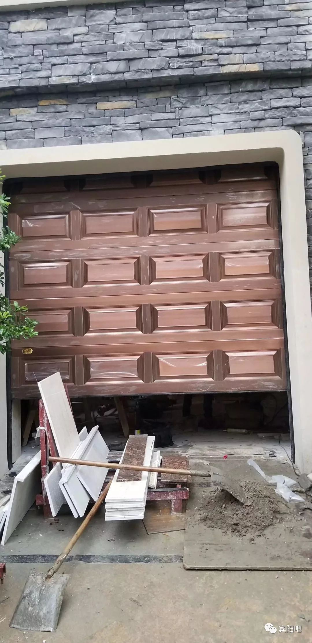 揭秘卷闸门的“内幕”，劣质彩钢板很薄(图22)