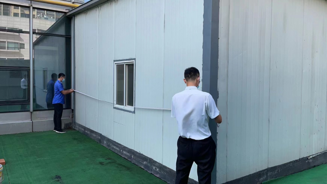 神木市全面开展城区违法搭建彩钢房安全专项整治行动(图4)