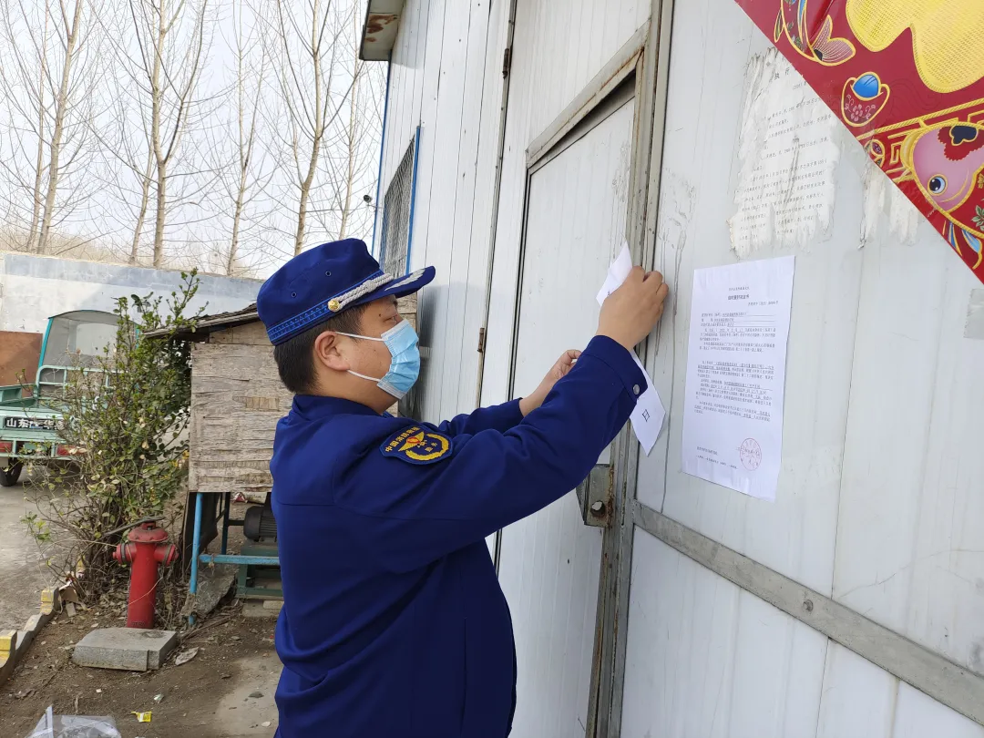 聚苯乙烯泡沫夹芯彩钢板建筑火灾隐患大燃烧速度快(图3)