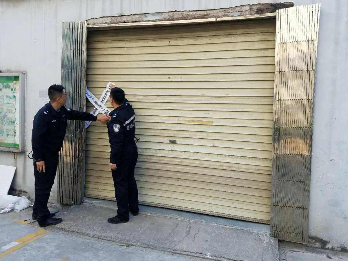 聚苯乙烯泡沫夹芯彩钢板建筑火灾隐患大燃烧速度快(图7)