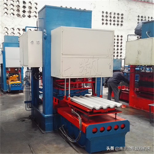 自动压瓦机的结构原理与结构区别，值得收藏！(图5)