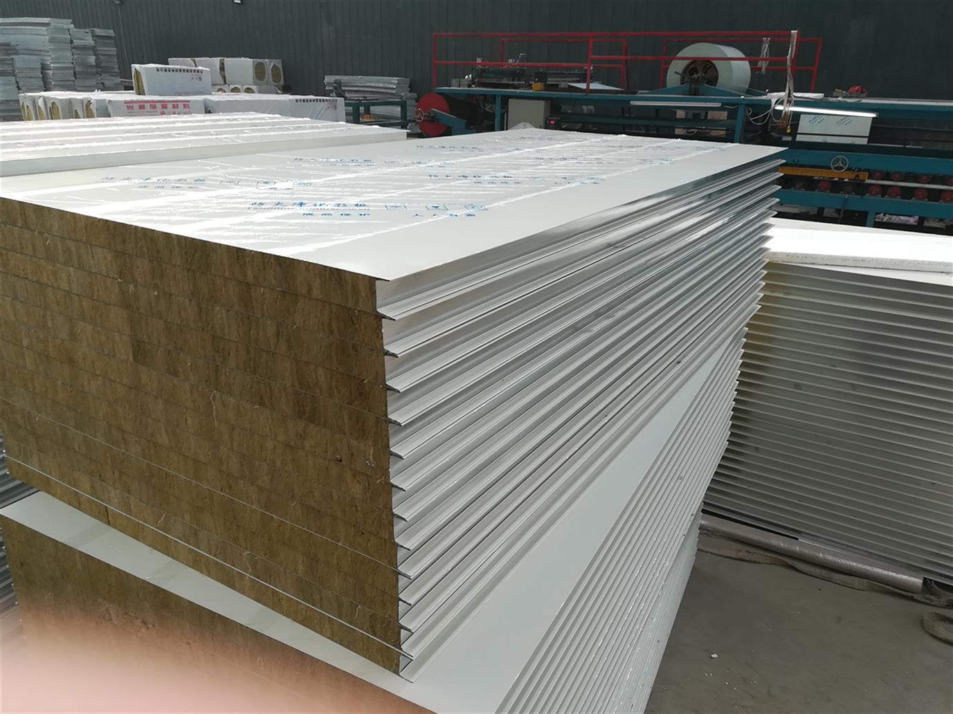 内蒙古包头尹总确认净化板用料标准，不欺不诈的做到(图5)