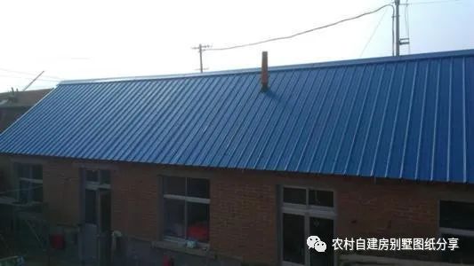 农村房顶上加盖彩钢的作用是啥？这个东西是多少钱一平(图2)