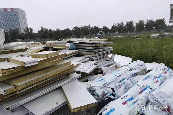 1000型双轴撕碎机在废岩棉板处理中的应用(图4)