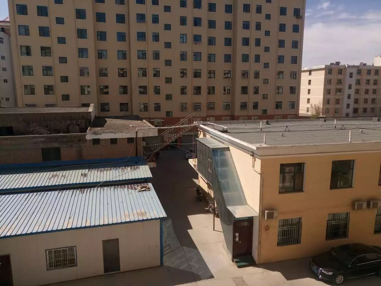 房屋产权办不了小区配套成泡影违法建筑遍地开花(图4)